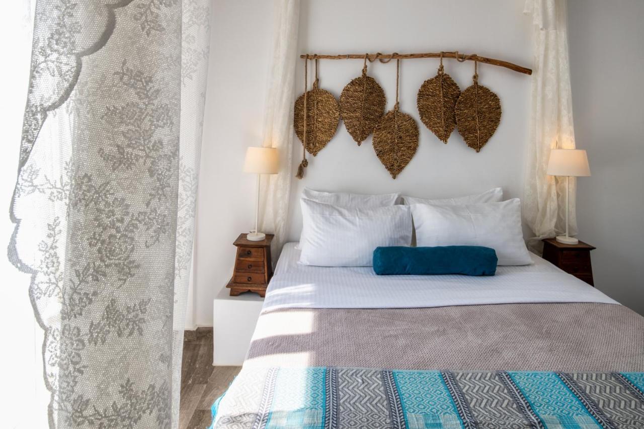 Sol Mare Salis Apartment Kamari  Bagian luar foto