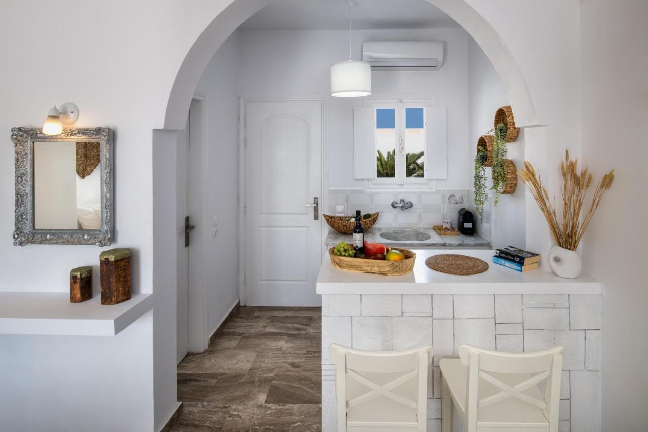 Sol Mare Salis Apartment Kamari  Bagian luar foto
