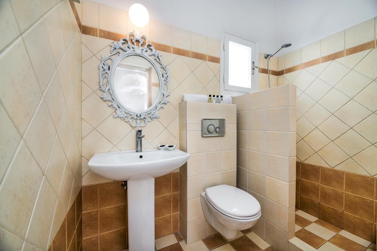Sol Mare Salis Apartment Kamari  Bagian luar foto